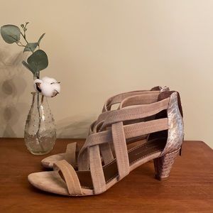 Donald J Pliner Tan Suede Sandals Size 11